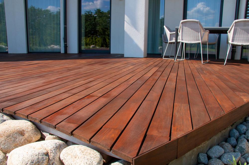 Terrasse en bois à Le Pradet